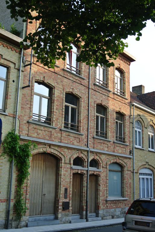De Buur Van Beer Ieper Eksteriør bilde